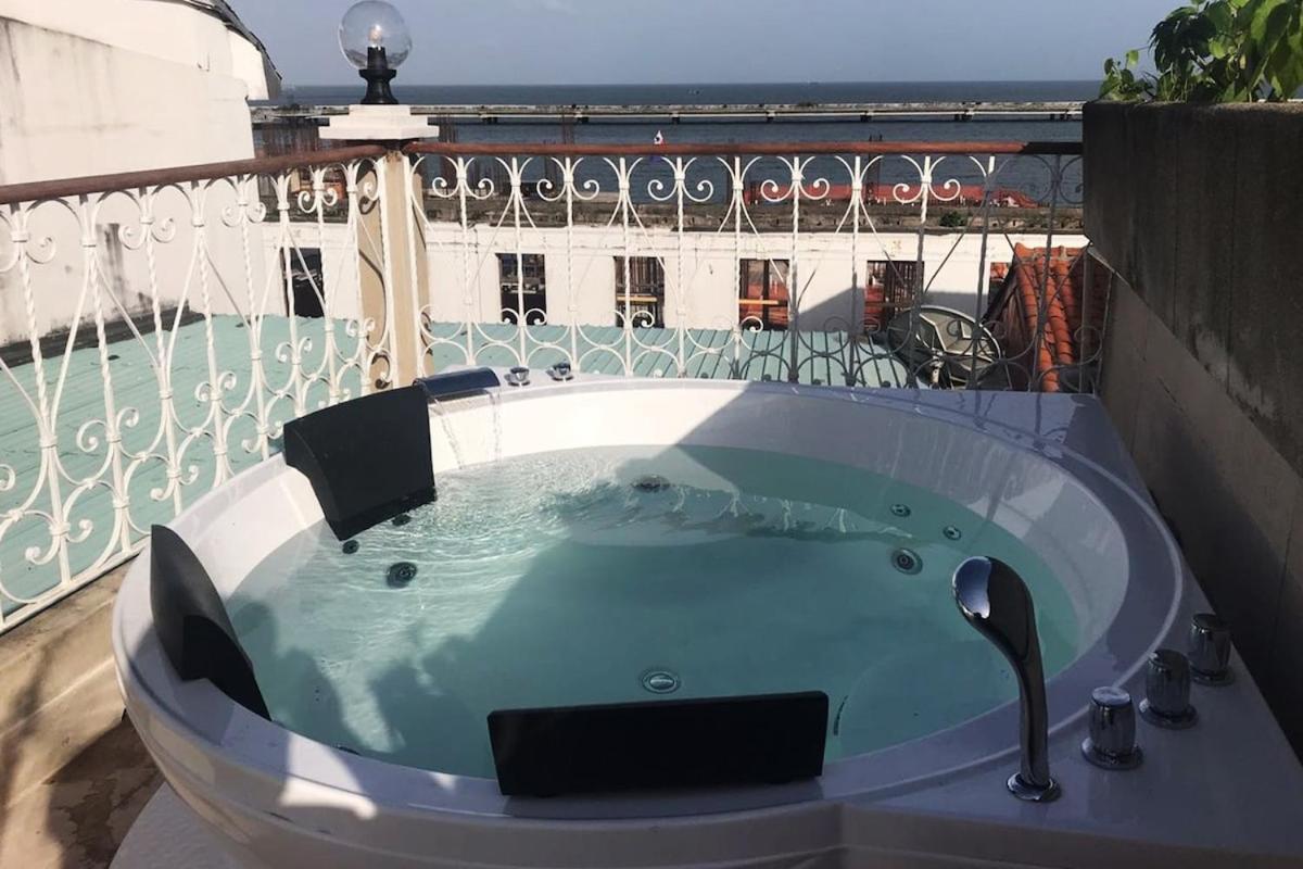 Amazinn Places Rooftop And Jacuzzi V Panama Stadt Exterior foto